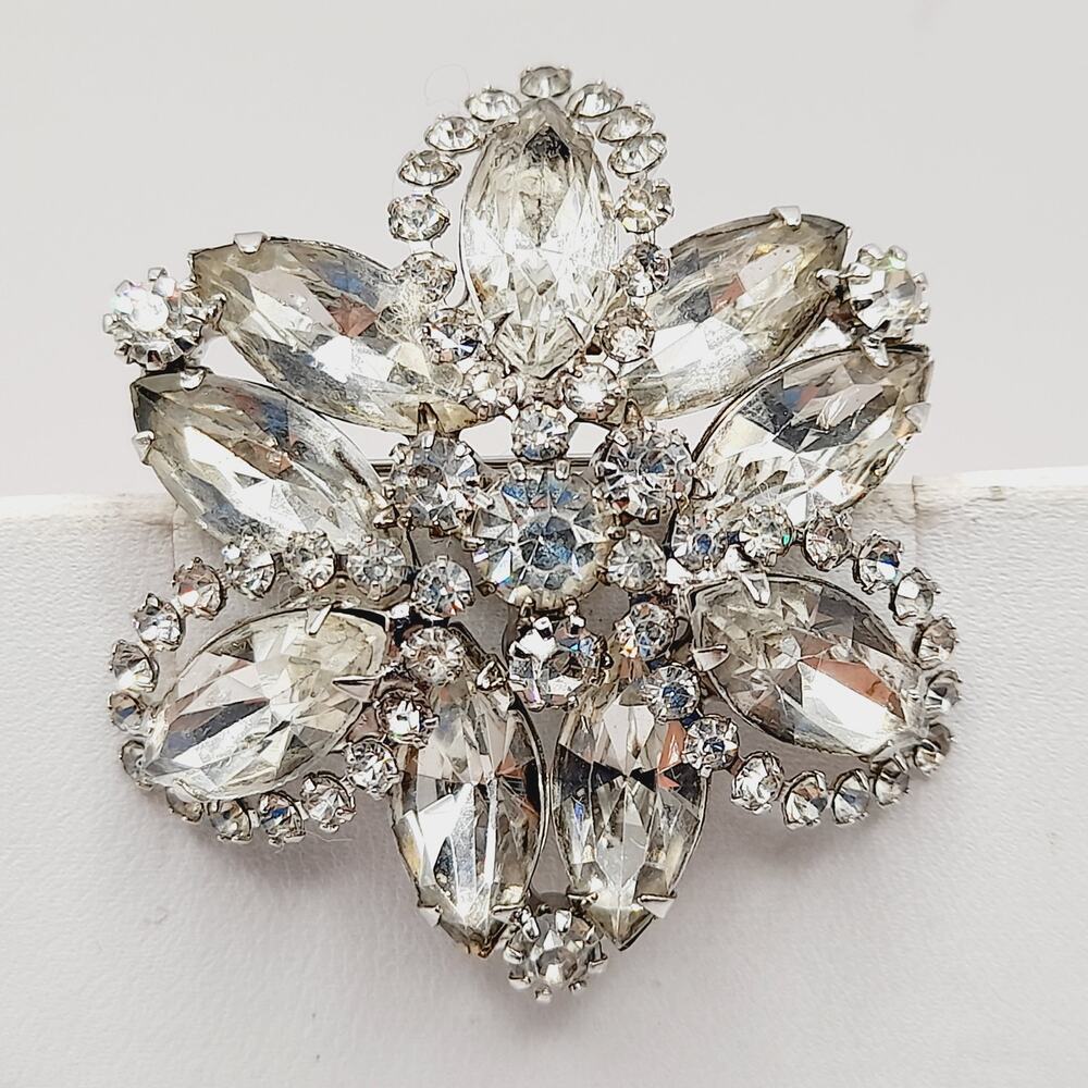 Vintage Clear Rhinestone Flower Brooch Rhodium Plated Sparkling 1.5 Inch